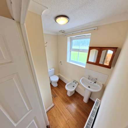 St. Marks Close, Worksop, Image 25