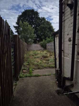 Clinton Street, Worksop, Image 14