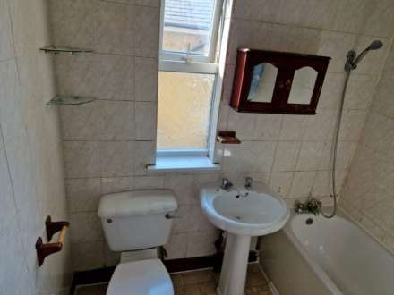 Sheals Crescent, Maidstone, Image 9