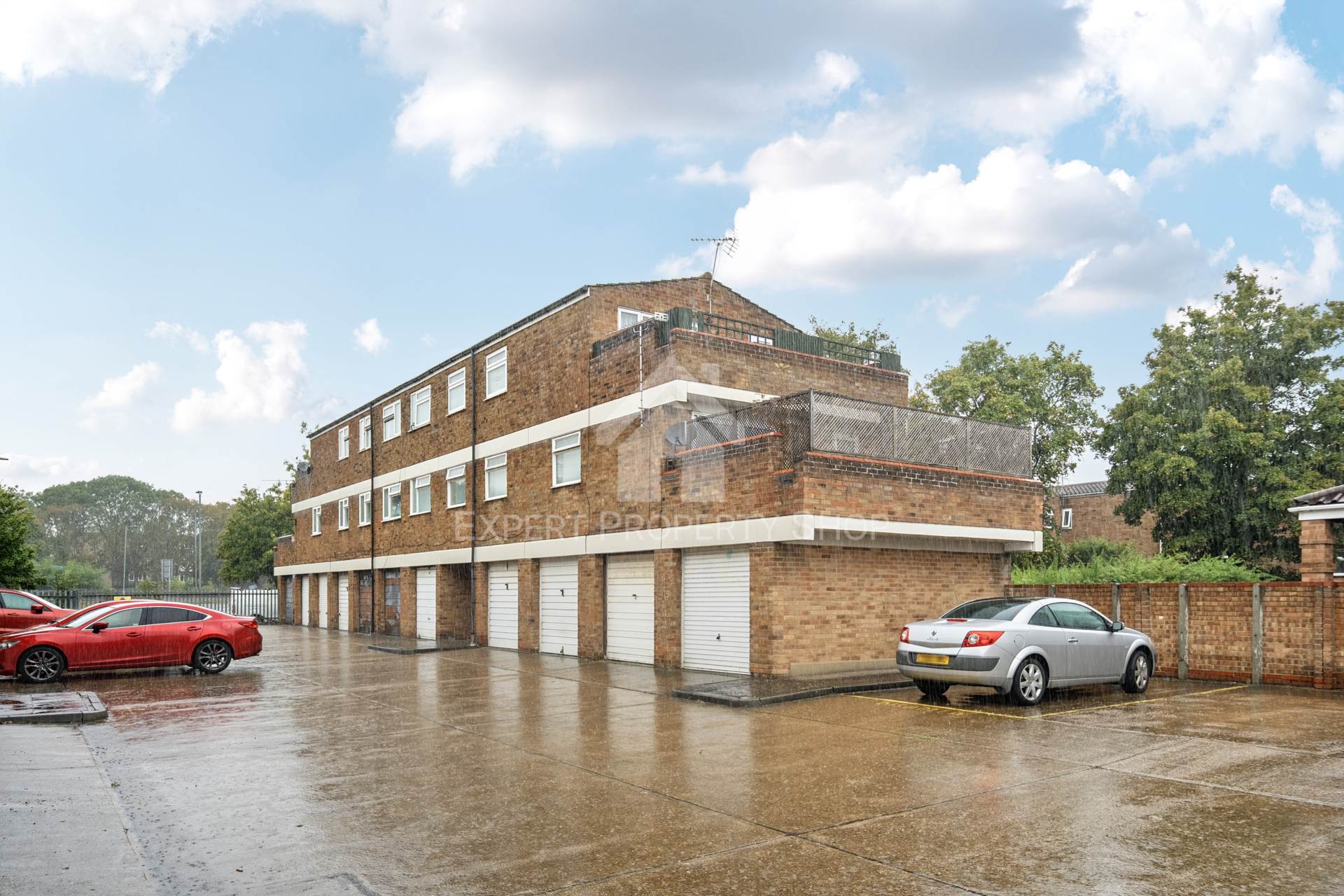 Gordons, Pitsea, Image 1