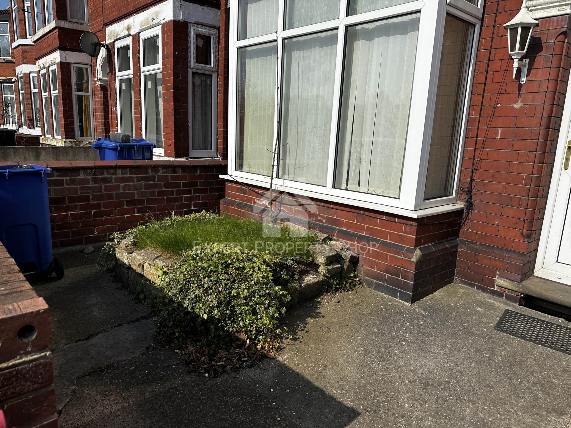**AVAILABLE NOW** Urban Road. Doncaster, South Yorkshire, Image 2