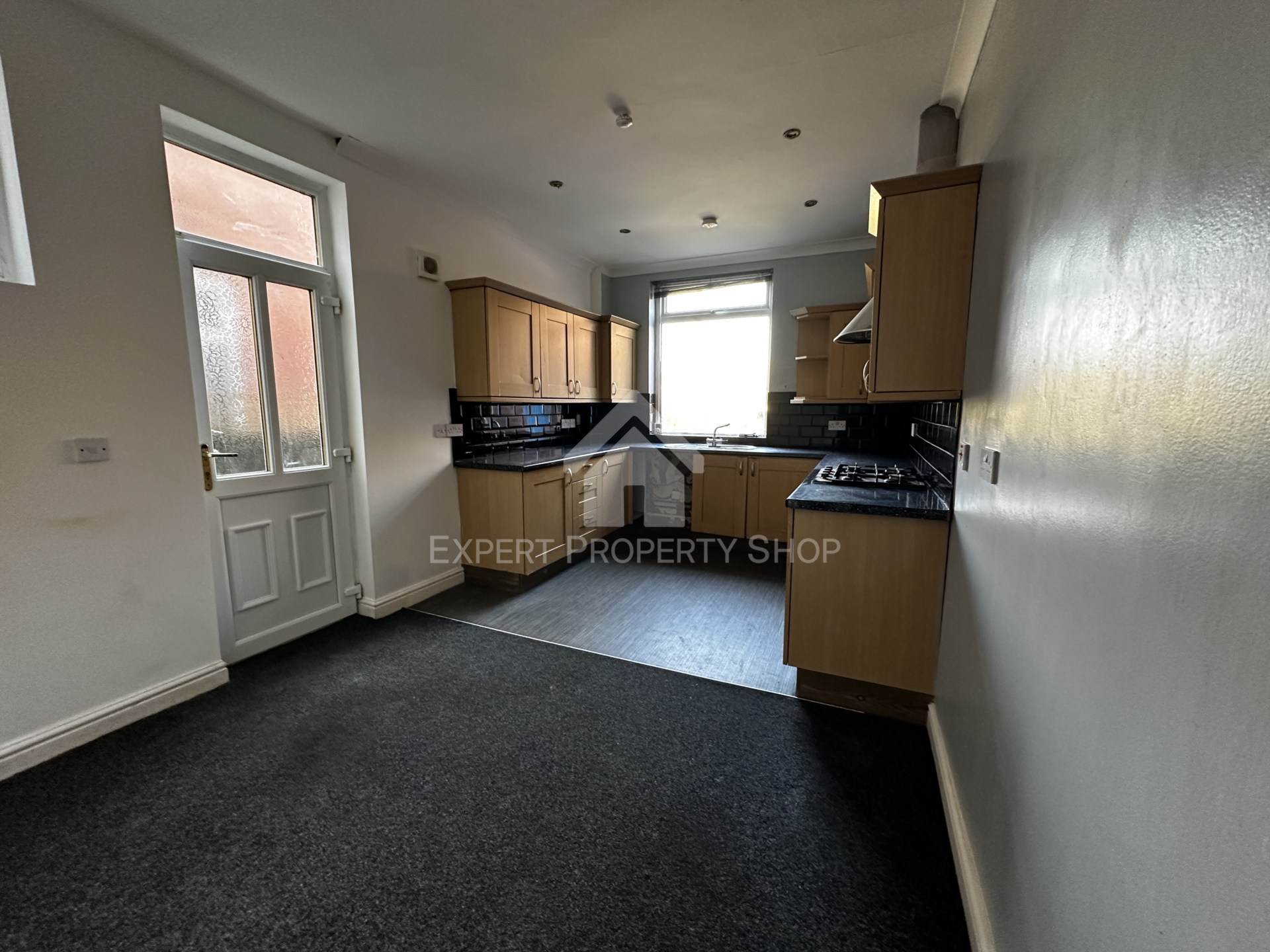 **AVAILABLE NOW** Urban Road. Doncaster, South Yorkshire, Image 8