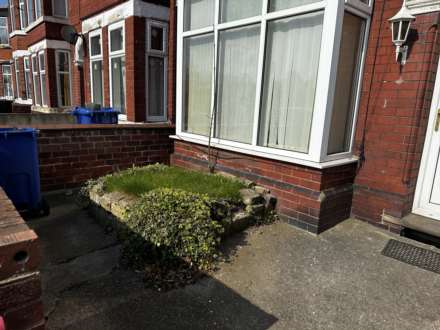 **AVAILABLE NOW** Urban Road. Doncaster, South Yorkshire, Image 2