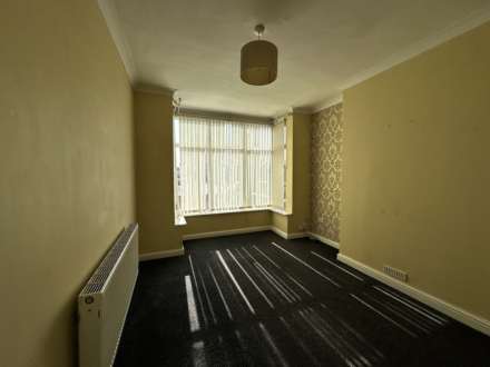 **AVAILABLE NOW** Urban Road. Doncaster, South Yorkshire, Image 4