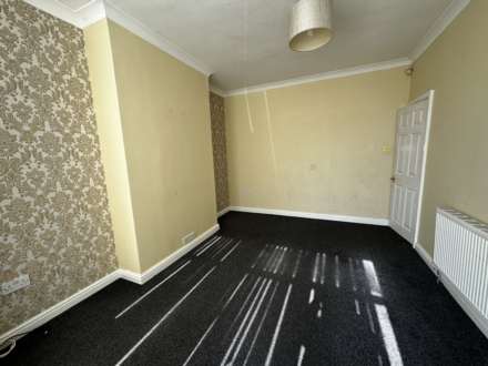 **AVAILABLE NOW** Urban Road. Doncaster, South Yorkshire, Image 5