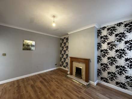 **AVAILABLE NOW** Urban Road. Doncaster, South Yorkshire, Image 7