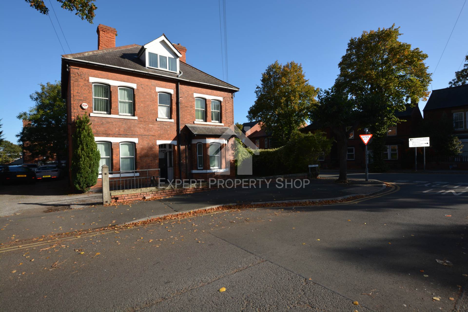 Queen Street, Worksop, Image 2