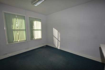 Queen Street, Worksop, Image 16