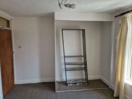 Sheals Crescent, Maidstone, Image 2