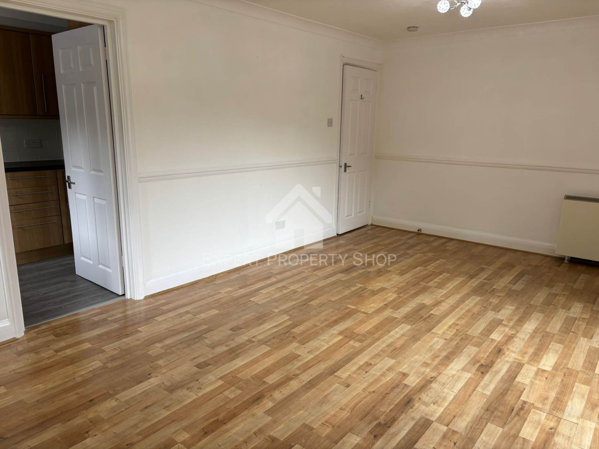 Benhill Wood Road, Sutton, Image 3