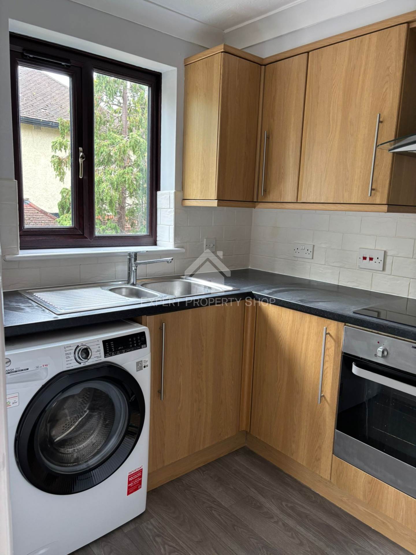 Benhill Wood Road, Sutton, Image 5