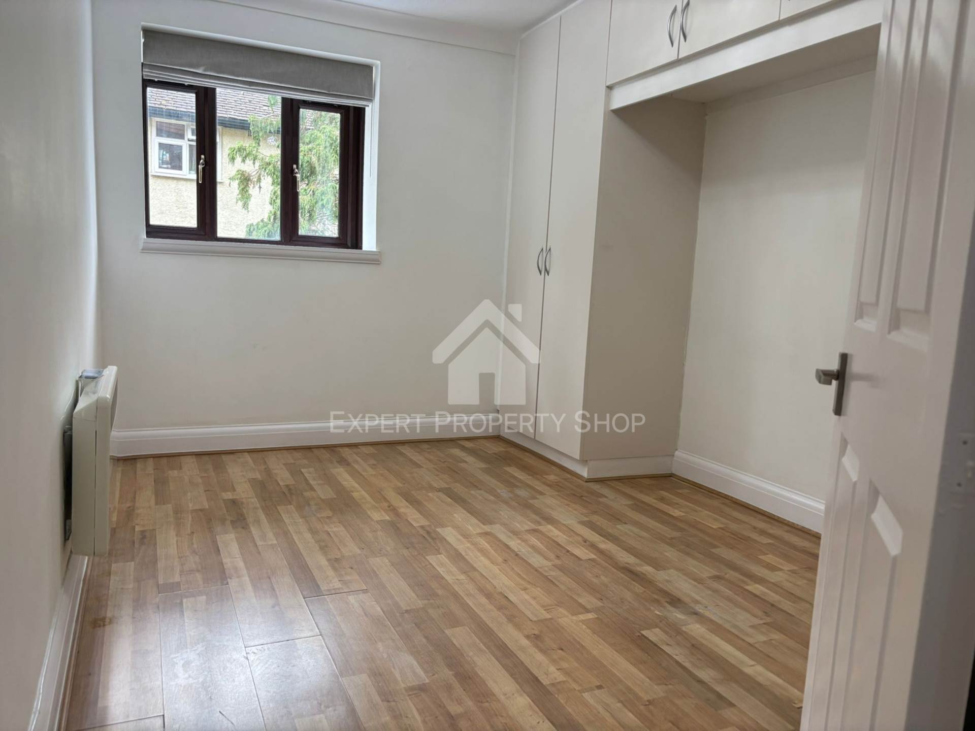 Benhill Wood Road, Sutton, Image 7