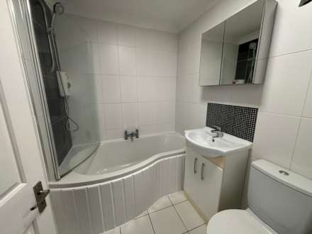 Benhill Wood Road, Sutton, Image 6