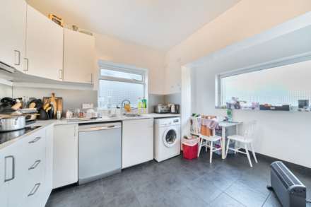 Carlton Terrace, London, Image 4