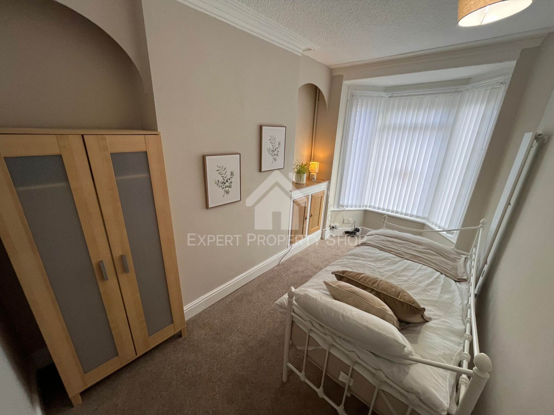 Room 1, Newcastle Avenue, Worksop, Image 1