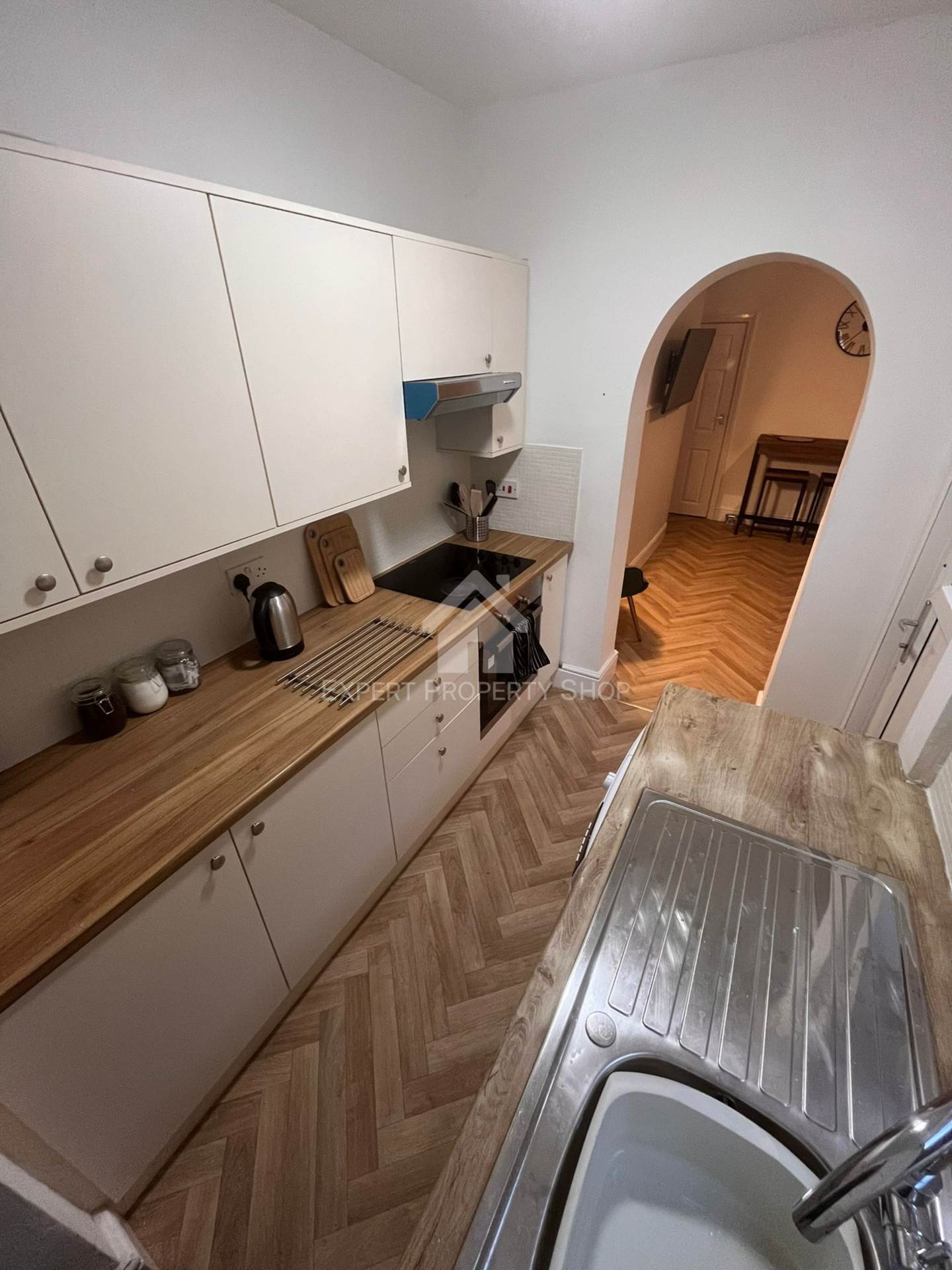 Room 1, Newcastle Avenue, Worksop, Image 7