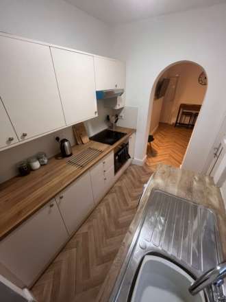 Room 1, Newcastle Avenue, Worksop, Image 7