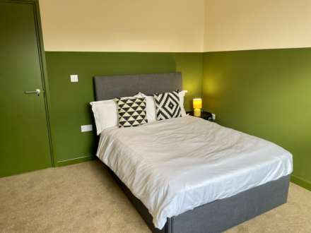 **AVAILABLE NOW**  Room 1,   En-suite Room , Commercial Avenue, Beeston, Image 2