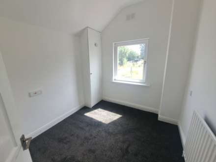3 BEDROOM HOUSE. 121 Manvers Road. Beighton., Image 8