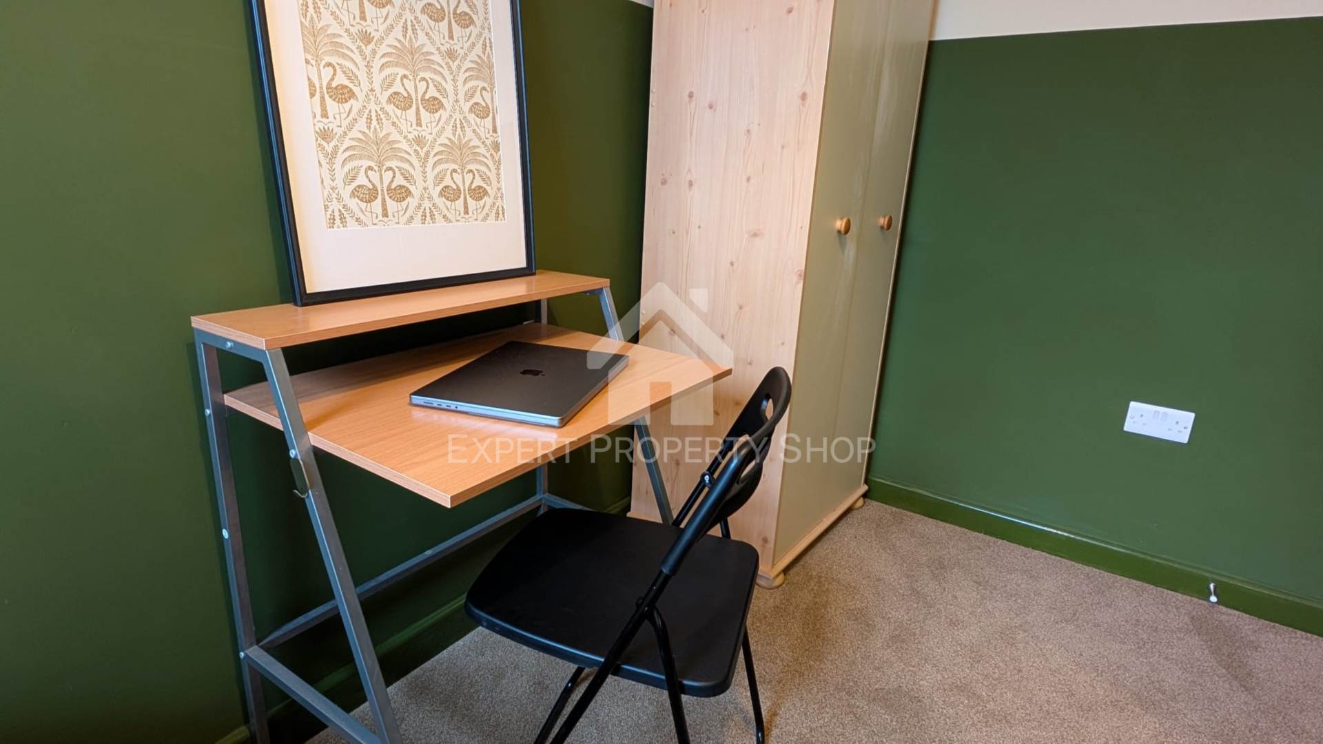 **AVAILABLE NOW**  Room 3,   En-suite Room , Commercial Avenue, Beeston, Image 4