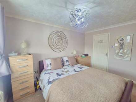 Bert Allen Drive, Old Leake, Image 5