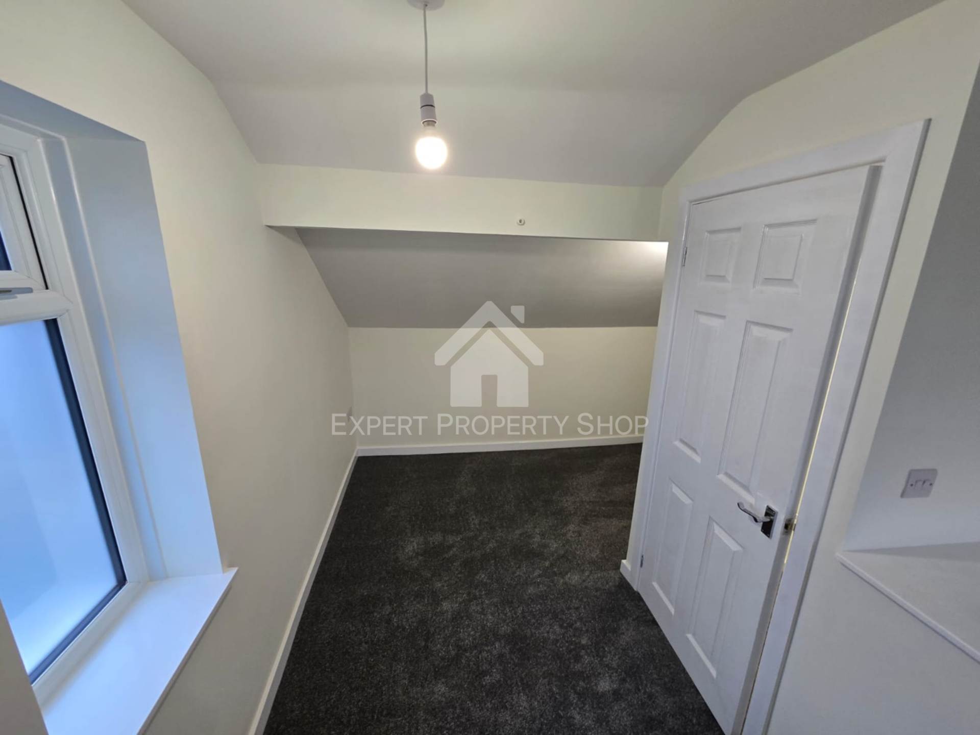 Gillroyd Parade, Morley, Image 17