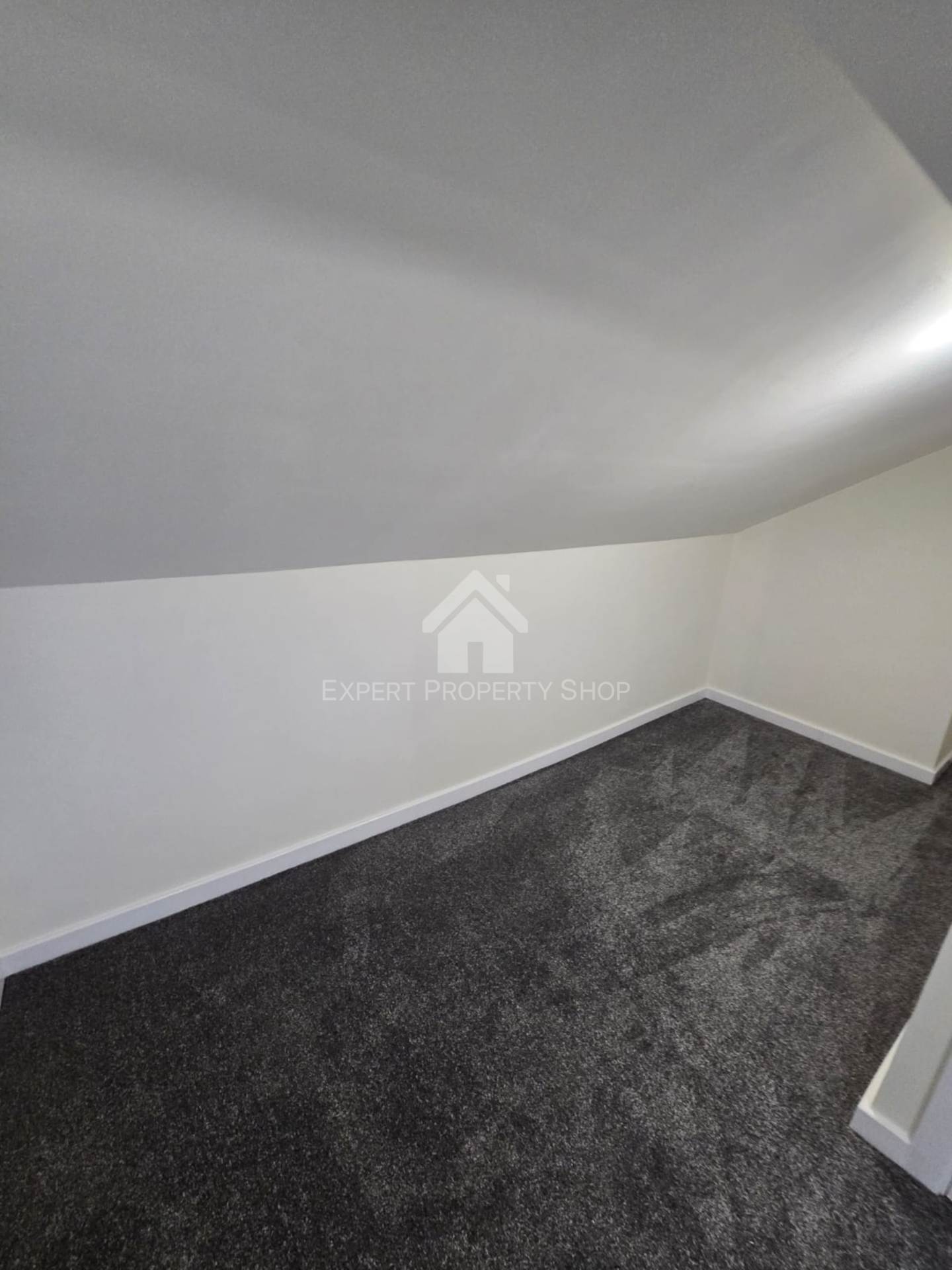 Gillroyd Parade, Morley, Image 8