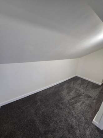 Gillroyd Parade, Morley, Image 8