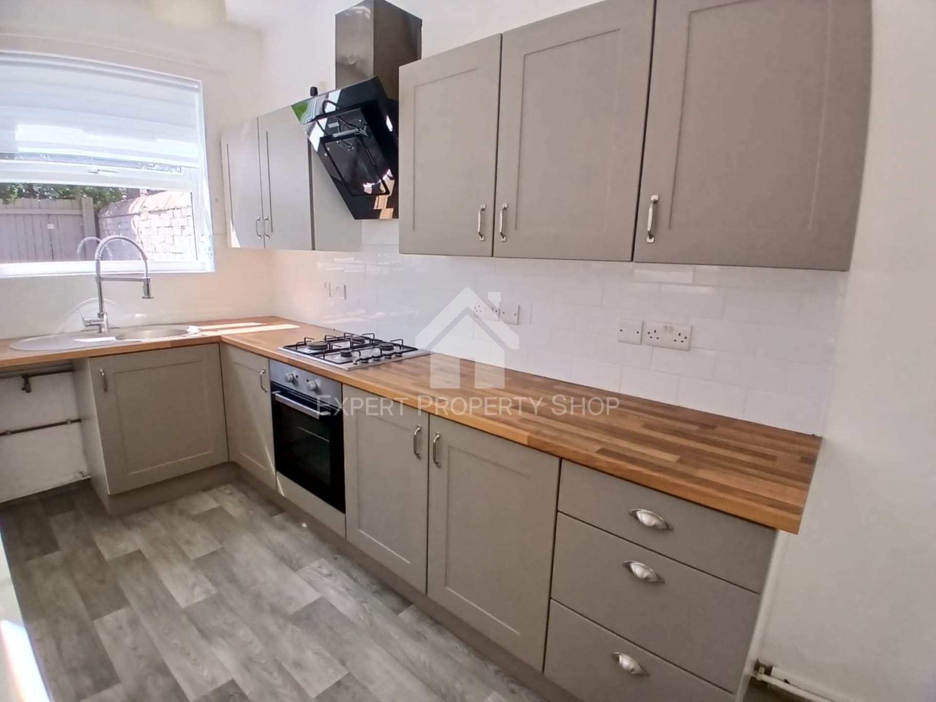 John Street, Worksop, Image 1