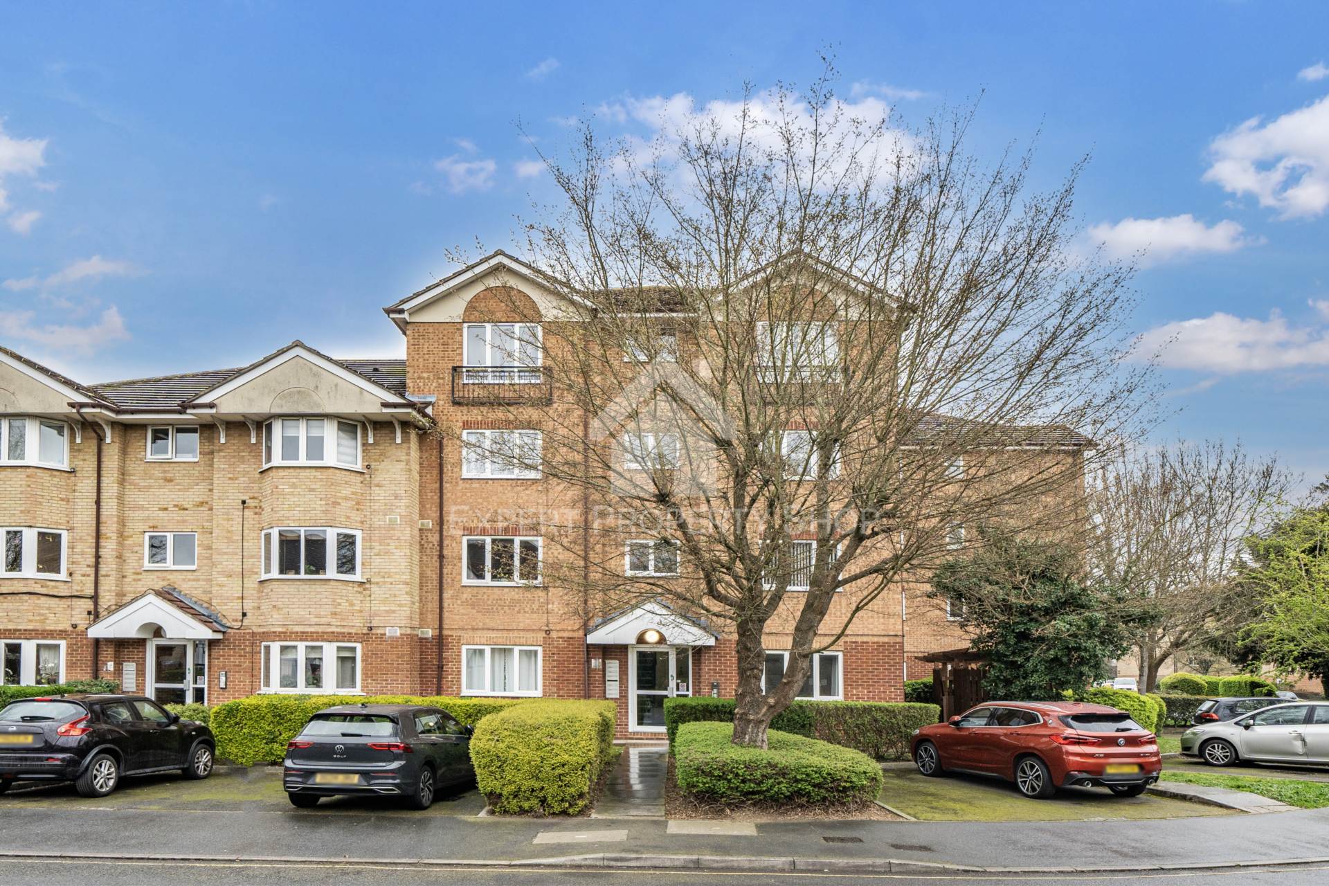 Varsity Drive, Twickenham, Image 3