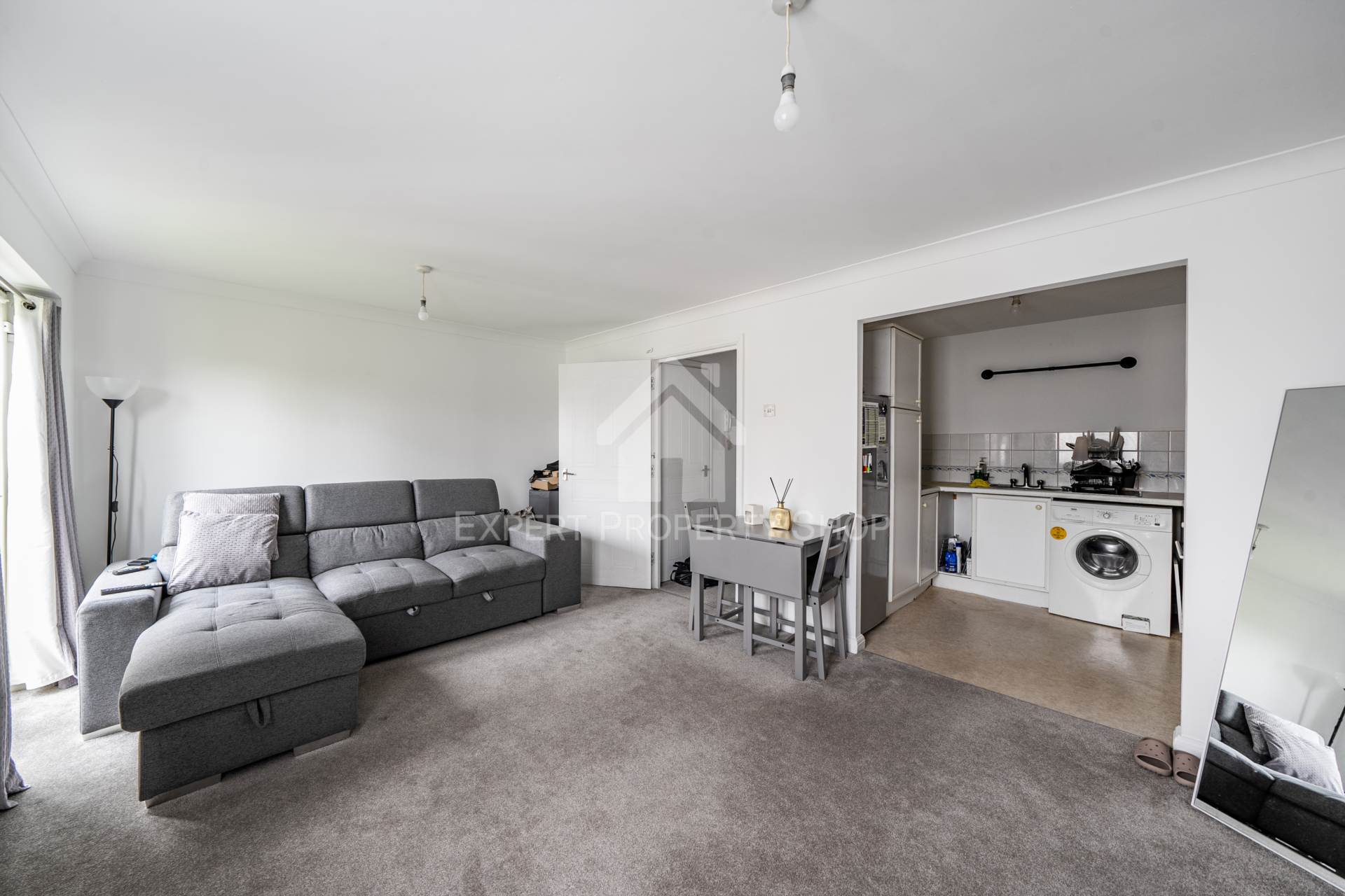 Varsity Drive, Twickenham, Image 6