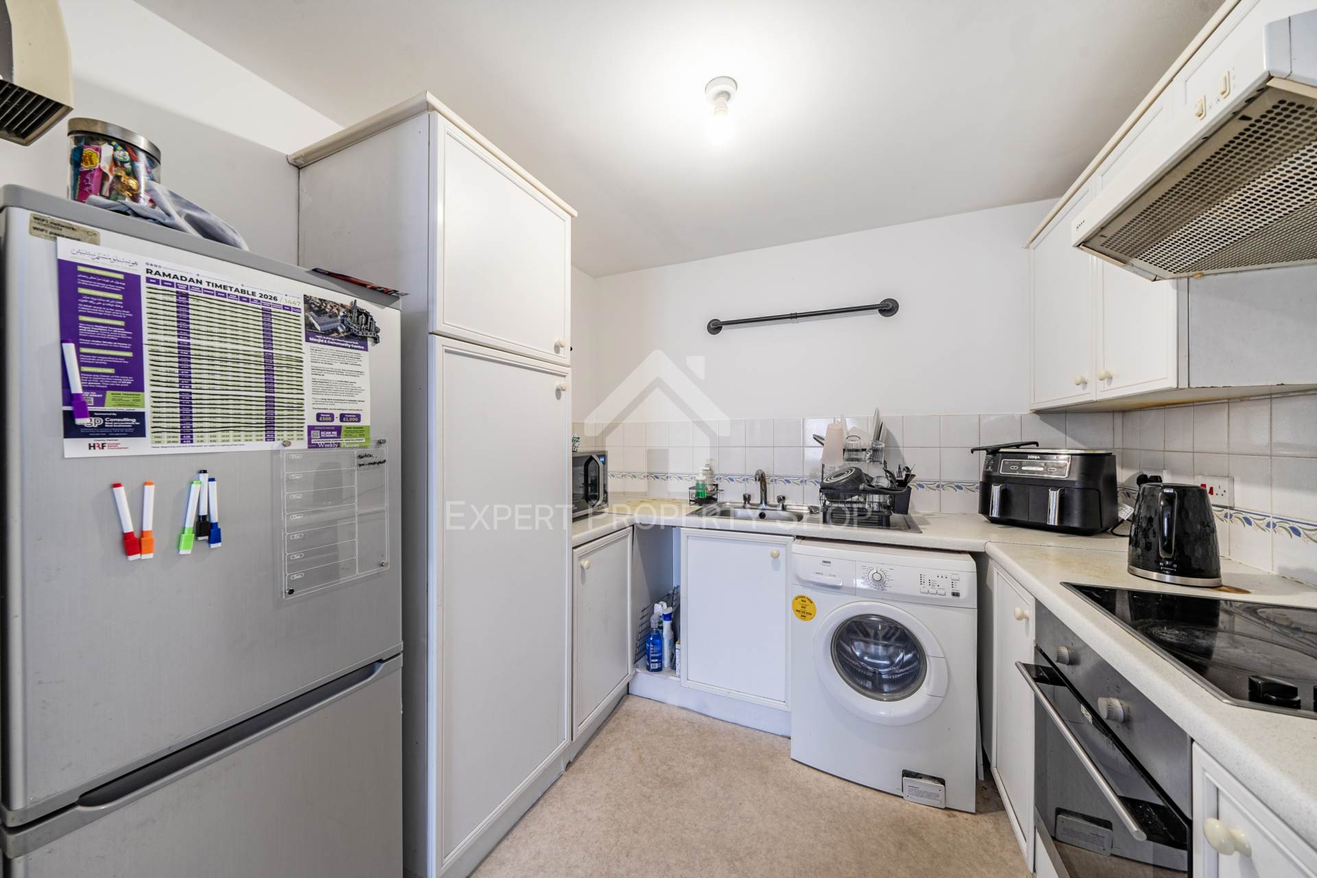 Varsity Drive, Twickenham, Image 7