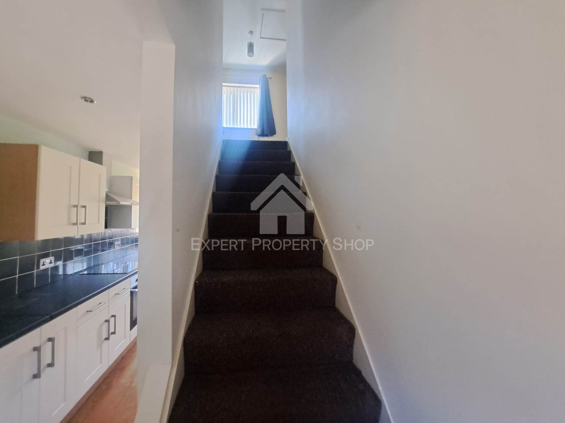 Hawthorn Way, Carlton In Lindrick, Image 5