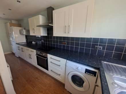 Hawthorn Way, Carlton In Lindrick, Image 1