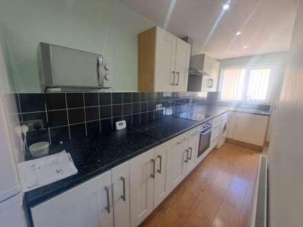 Hawthorn Way, Carlton In Lindrick, Image 2