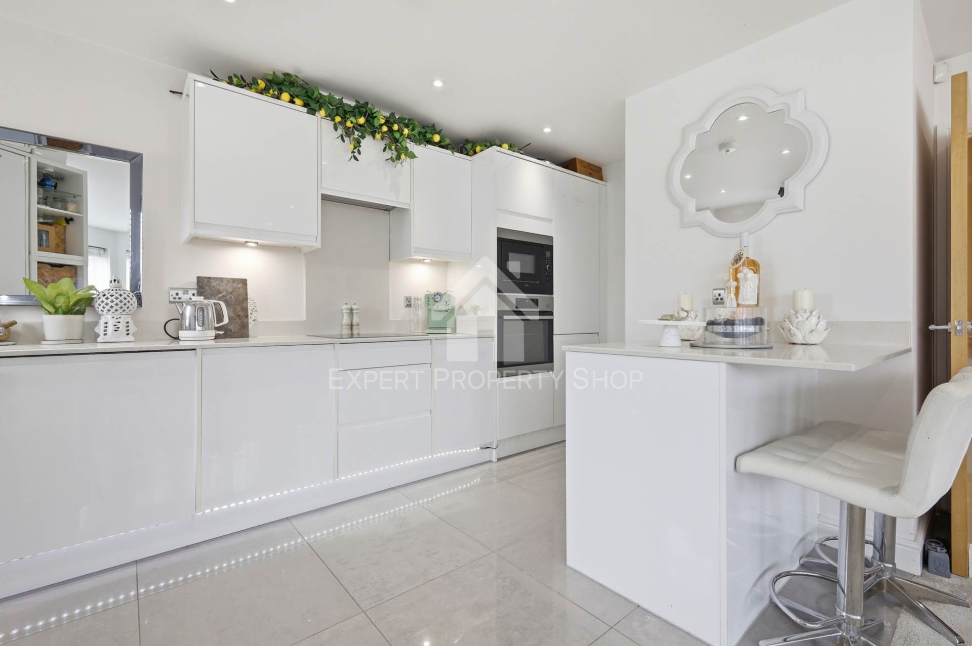 High Road, Benfleet, Image 4