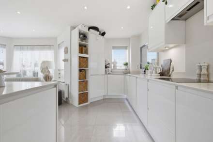 High Road, Benfleet, Image 5