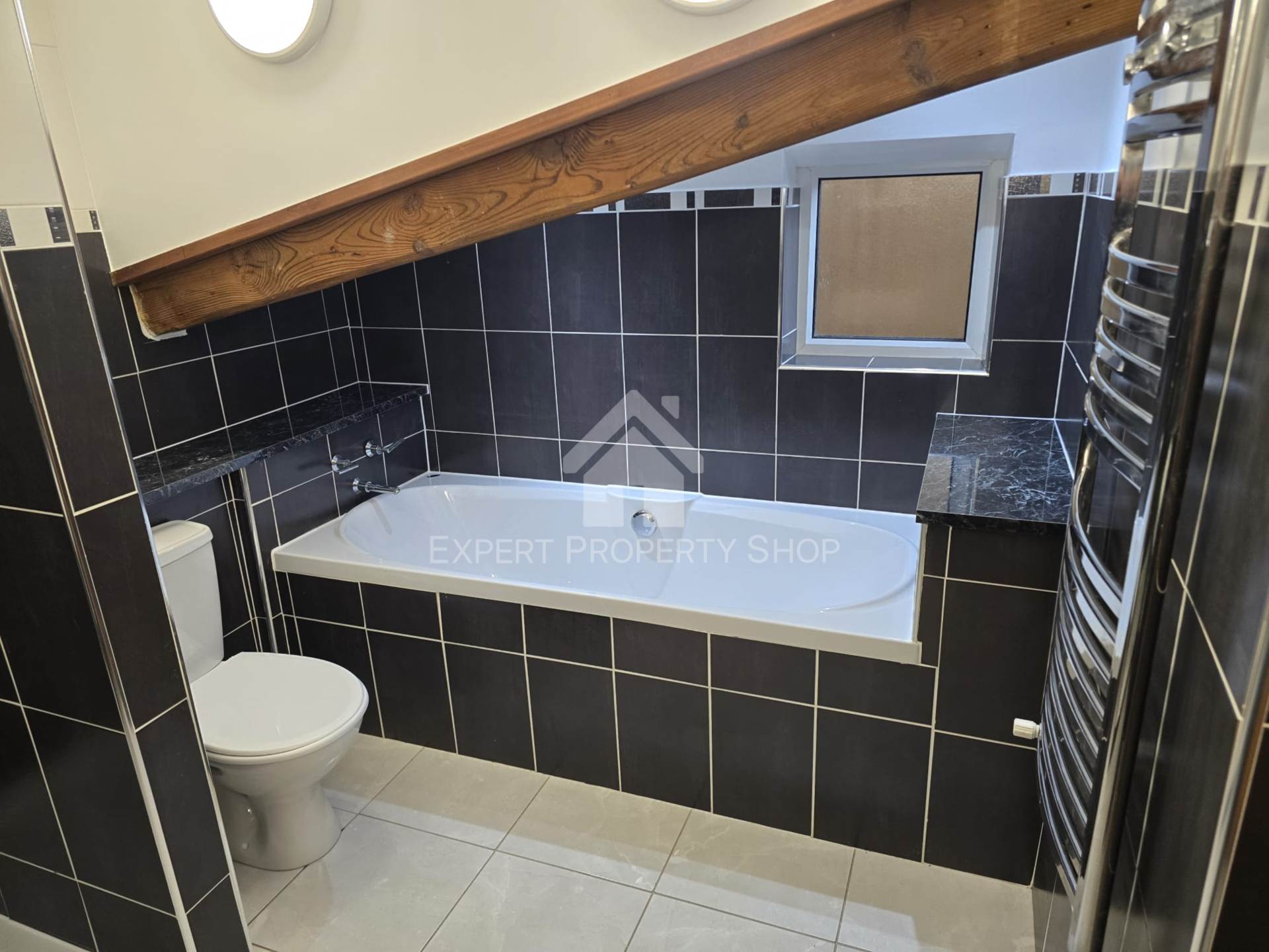 Apartment 3, Oxford Road, Gomersal, Image 6