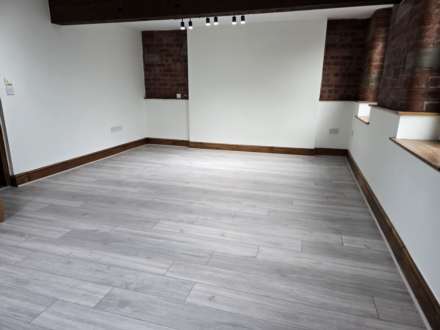 Apartment 3, Oxford Road, Gomersal, Image 2