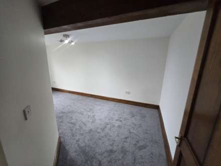 Apartment 3, Oxford Road, Gomersal, Image 9