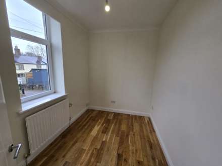 Apartment 1, Oxford Road, Gomersal, Image 8
