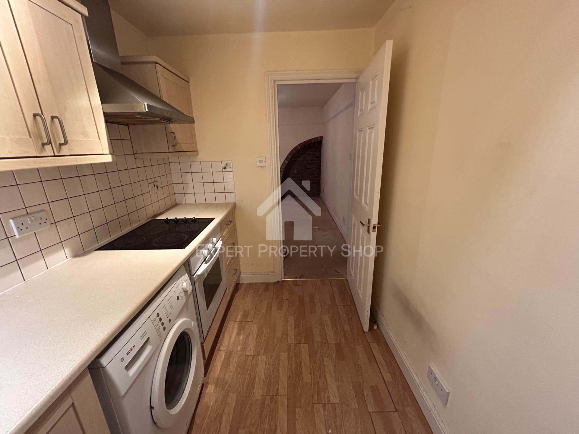 Posting House, Tring Station, Image 11