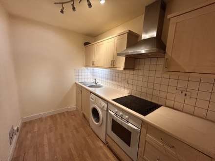 Posting House, Tring Station, Image 12