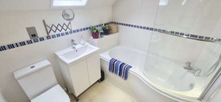 Wood Lane, Great Linford, Image 9