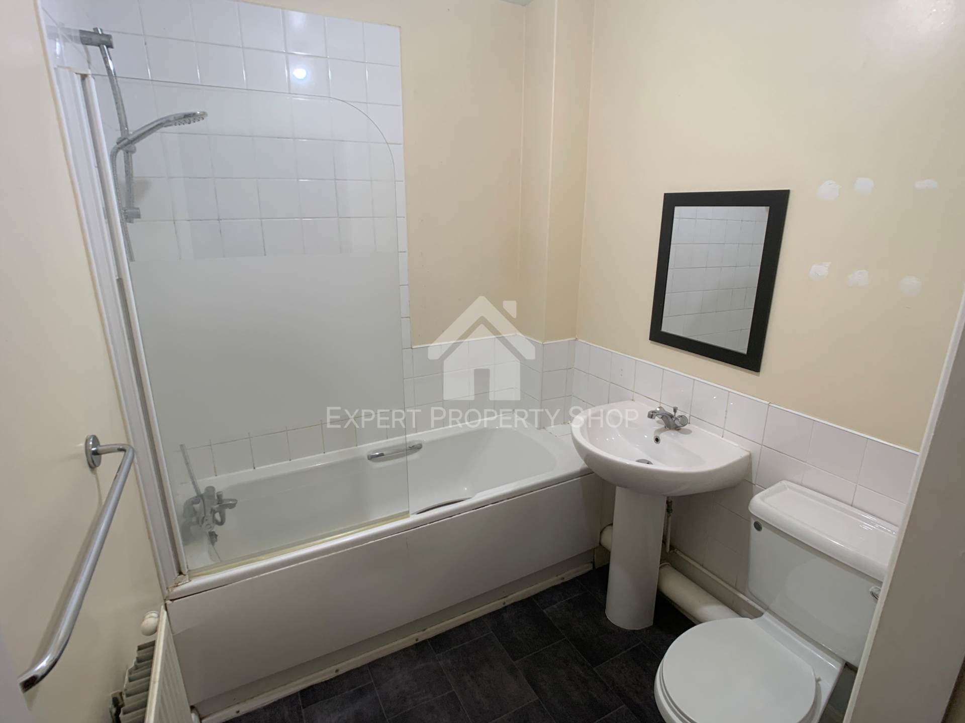 The Pines, Worksop, Image 7