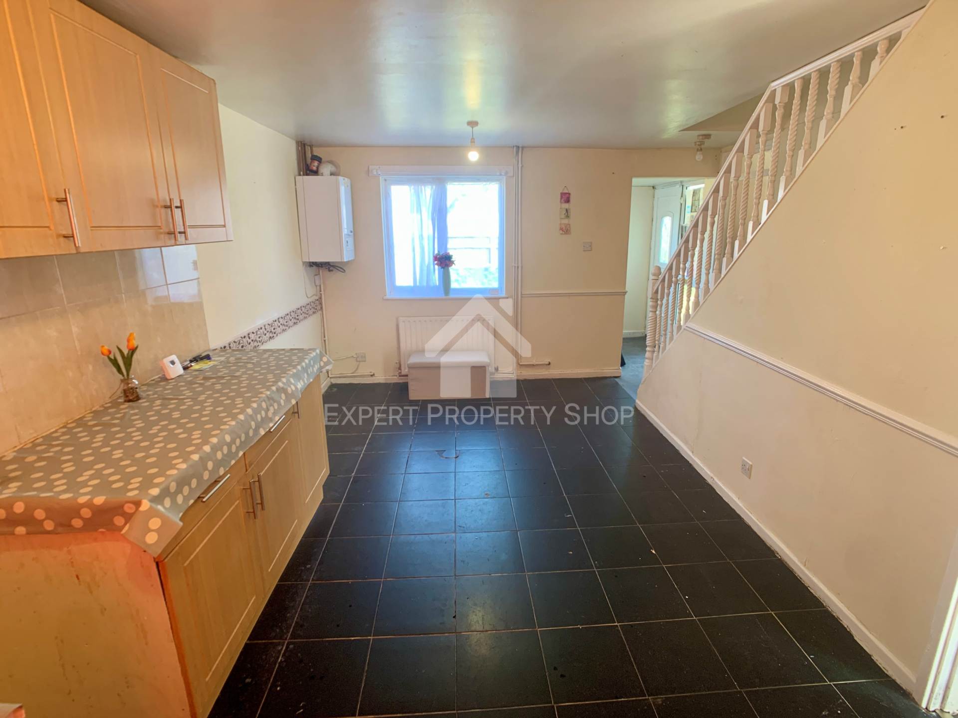 Cheviot Court, Worksop, Image 3