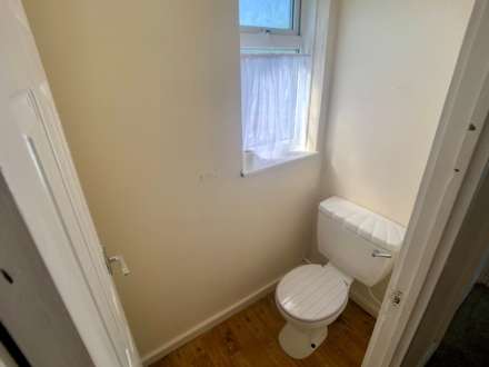 Cheviot Court, Worksop, Image 7