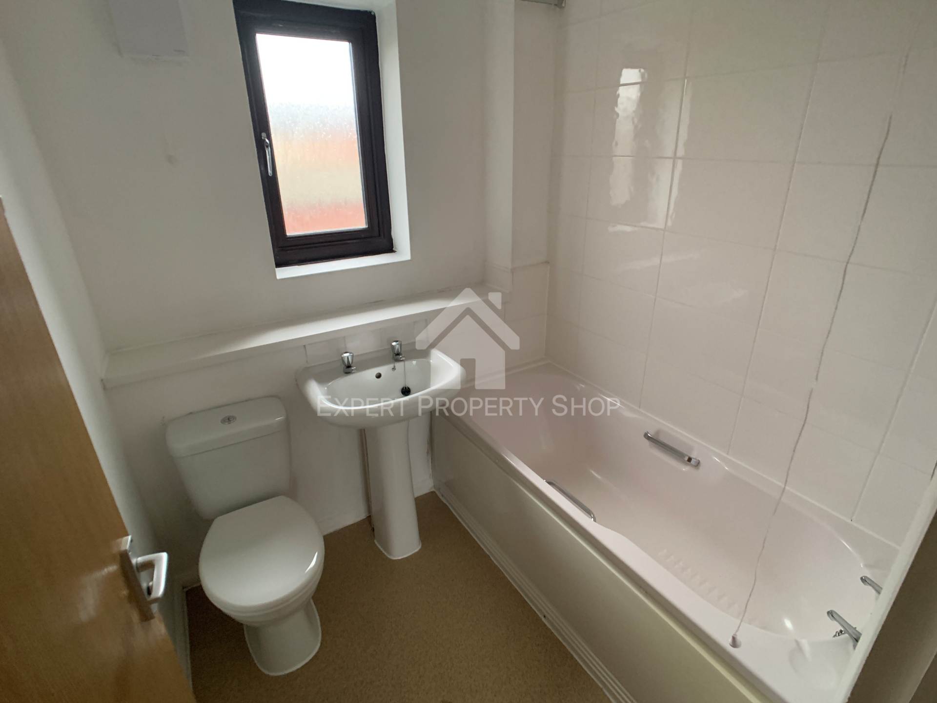 Kenilworth Close, Worksop, Image 10