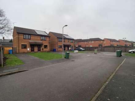 Kenilworth Close, Worksop, Image 11