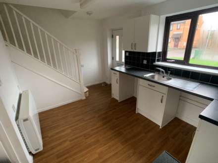 Kenilworth Close, Worksop, Image 2